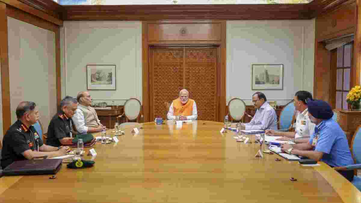 ઇરાન–ઇઝરાયલ યુદ્ધ વચ્ચે PM મોદીની હાઇ લેવલ સુરક્ષા બેઠક
