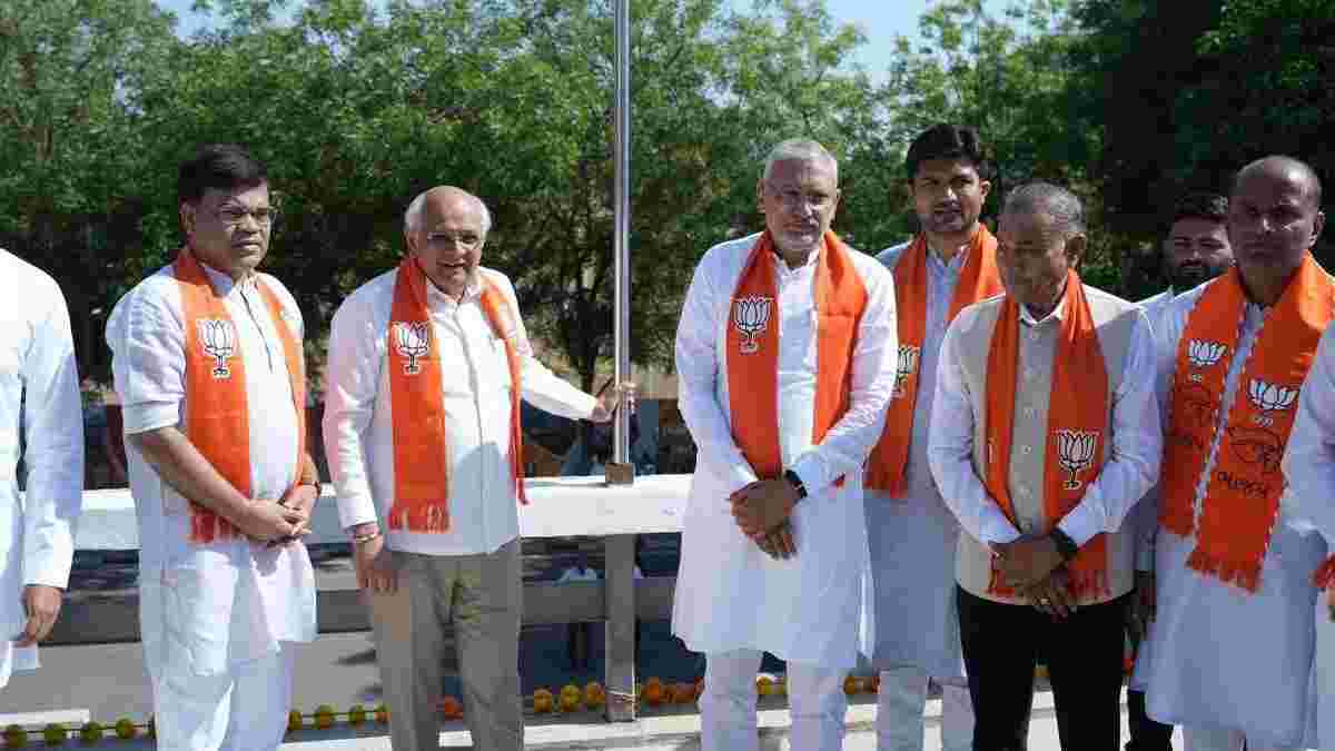 ભાજપના 47મા સ્થાપના દિવસ નિમિત્તે મુખ્યમંત્રી સાથે ધાર્મિક અને સાંસ્કૃતિક ઊજવણી