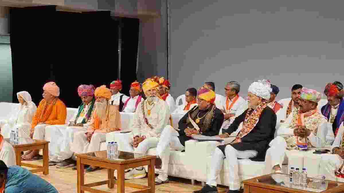 રાજ્યમાં વિશ્વ વણઝારા દિવસની ધામધૂમથી ઉજવણી, NRIનું સ્ટેટ્સ આપવા માગ