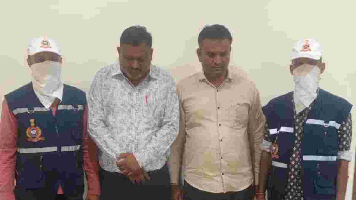 ખોટો આરોપ મૂકી લાંચ માગતા 2 લાંચિયા અધિકારીઓ ઝડપાયા, એક ફરાર