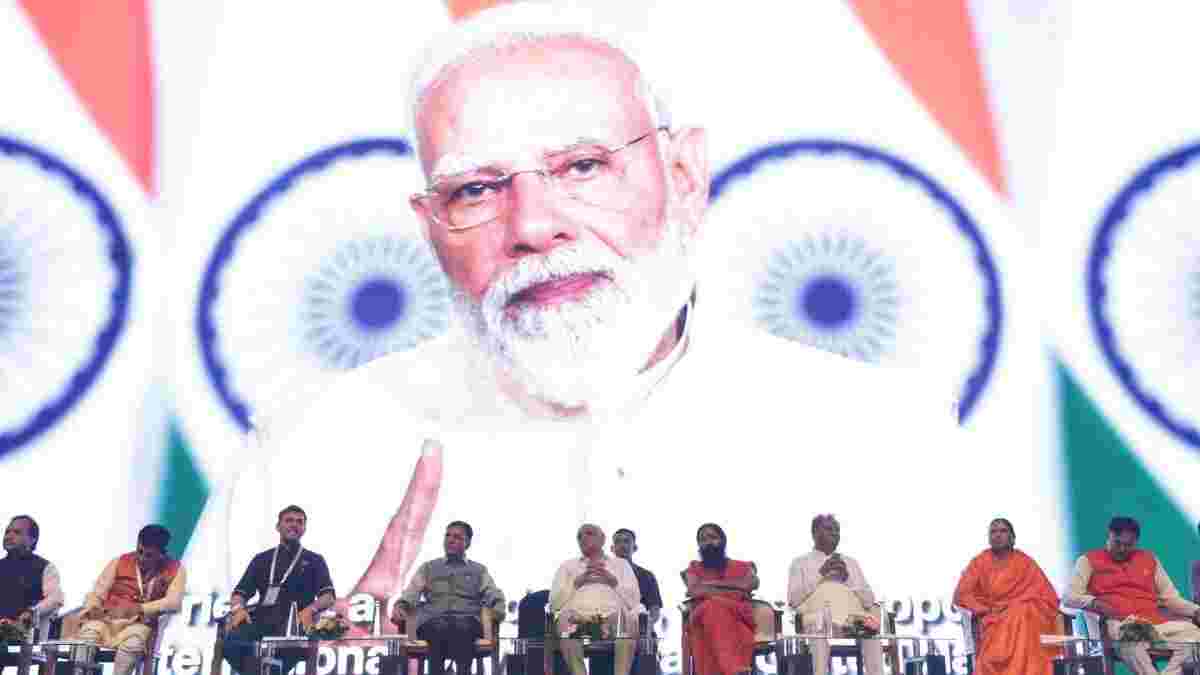 અમદાવાદમાં વિશ્વની પ્રથમ વર્લ્ડ યોગાસન ચેમ્પિયનશિપ 2026નો ભવ્ય પ્રારંભ