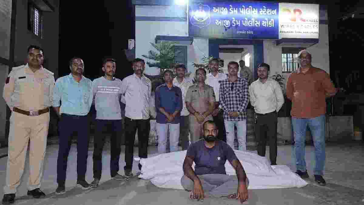 રાજકોટમાં ખેતરમાંથી ગાંજાના 37 છોડ ઝડપાયા, ત્રંબા ગામમાં ગેરકાયદેસર વાવેતરનો ભાંડો ફૂટ્યો।