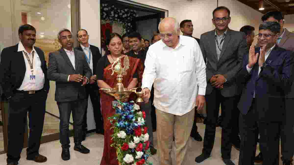 ગાંધીનગરના ગિફ્ટ સિટીમાં હેક્સાવેર ટેક્નોલોજીસના નવા ડિલિવરી સેન્ટરનું ઉદ્ઘાટન