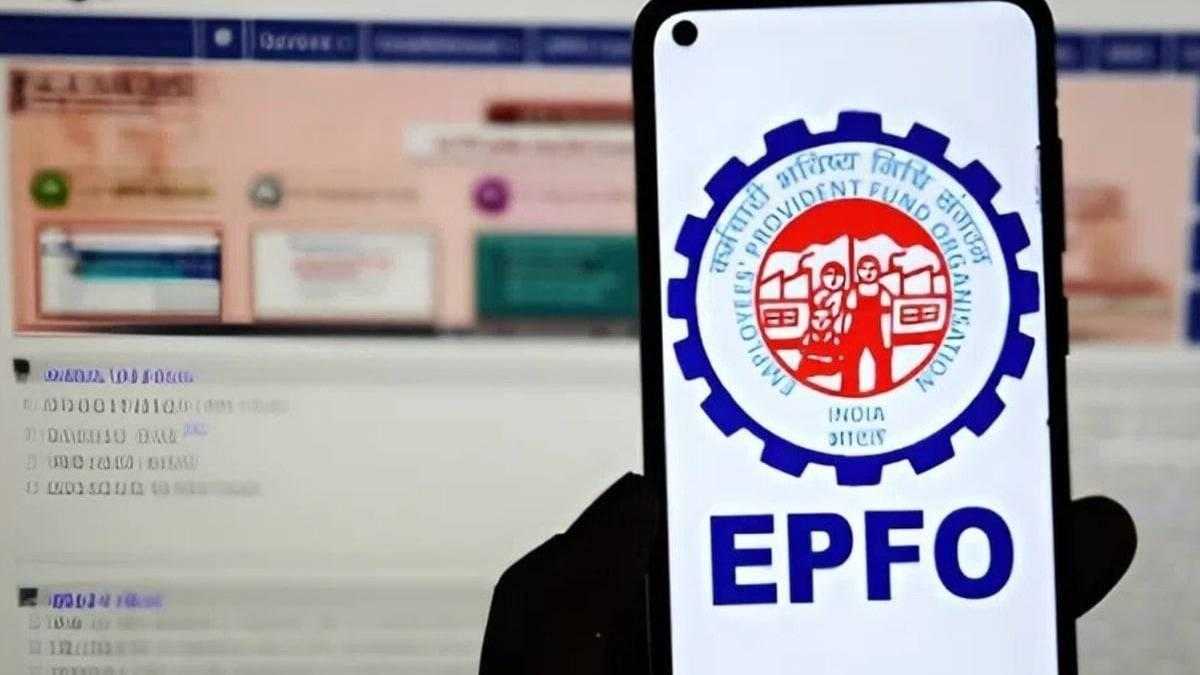 EPFOના કરોડો સભ્યો માટે મોટા સમાચાર! PF ક્લેમમાં આગામી 2 અઠવાડિયા સુધી થઈ શકે છે વિલંબ
