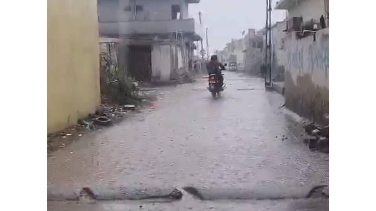 કચ્છમાં કમોસમી વરસાદ: ખેડૂતોમાં ચિંતા વધી