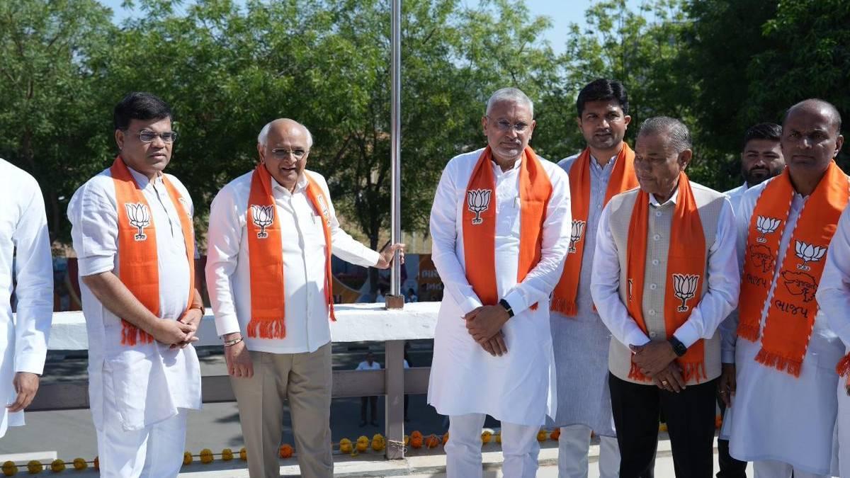ભાજપના 47મા સ્થાપના દિવસ નિમિત્તે મુખ્યમંત્રી સાથે ધાર્મિક અને સાંસ્કૃતિક ઊજવણી