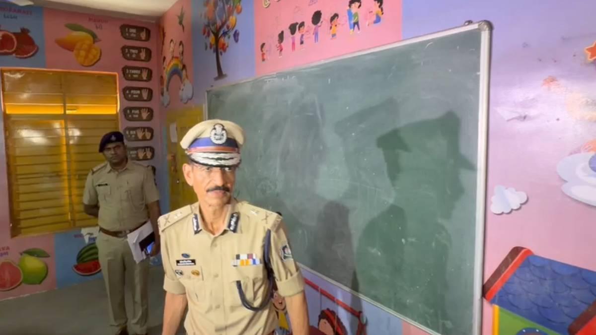 અમદાવાદમાં ચૂંટણીને લઈ ચુસ્ત પોલીસ બંદોબસ્ત, 8000થી વધુ જવાનો તૈનાત