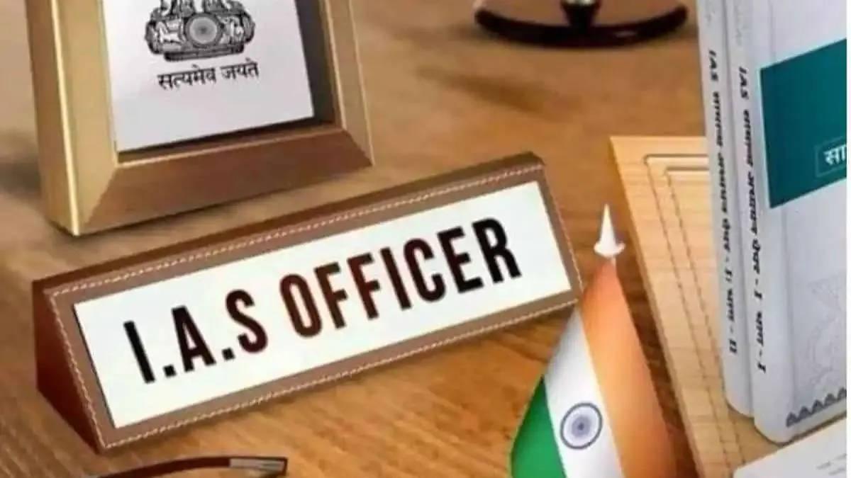 ગુજરાત સરકારનો મોટો નિર્ણય: 72 IAS અધિકારીઓના ટ્રાન્સફર