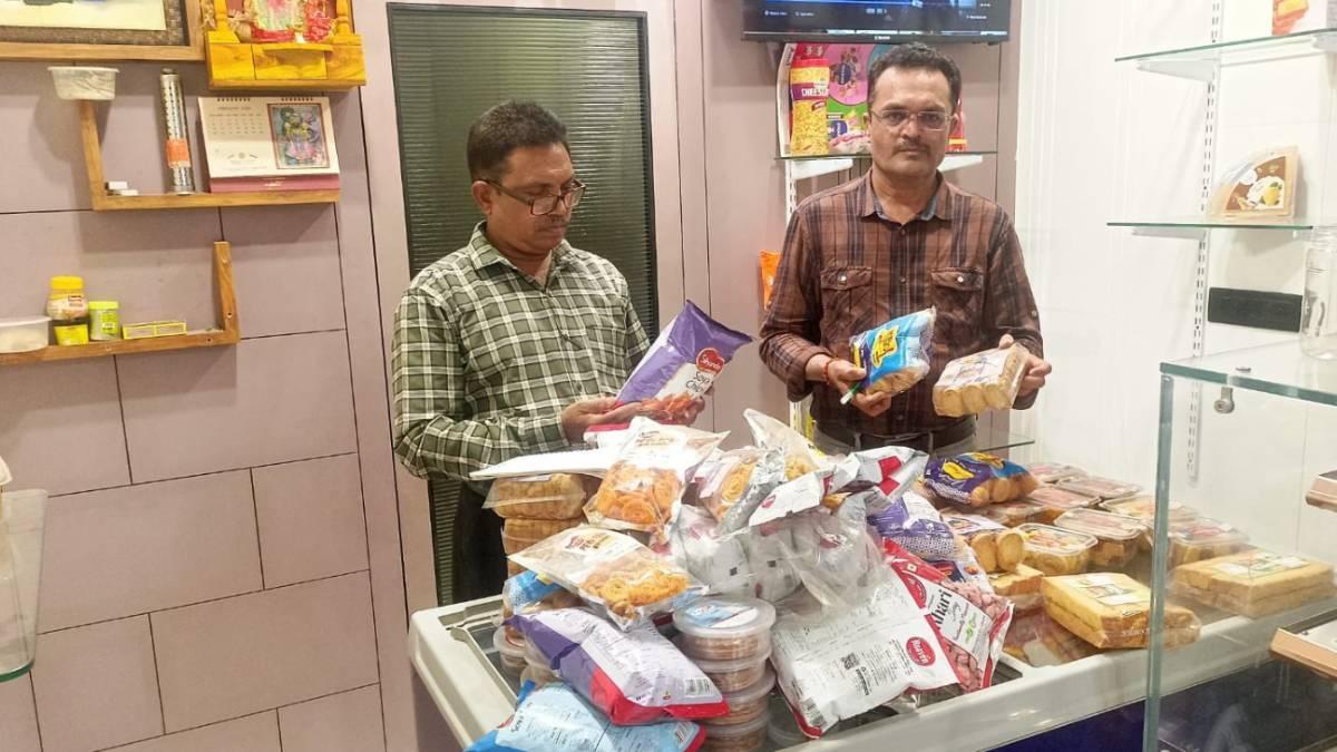 રાજકોટમાં ફૂડ વિભાગની મોટી કાર્યવાહી: વાસી અને એક્સપાયરી ખાદ્ય જથ્થો જપ્ત કરીને નાશ કર્યો