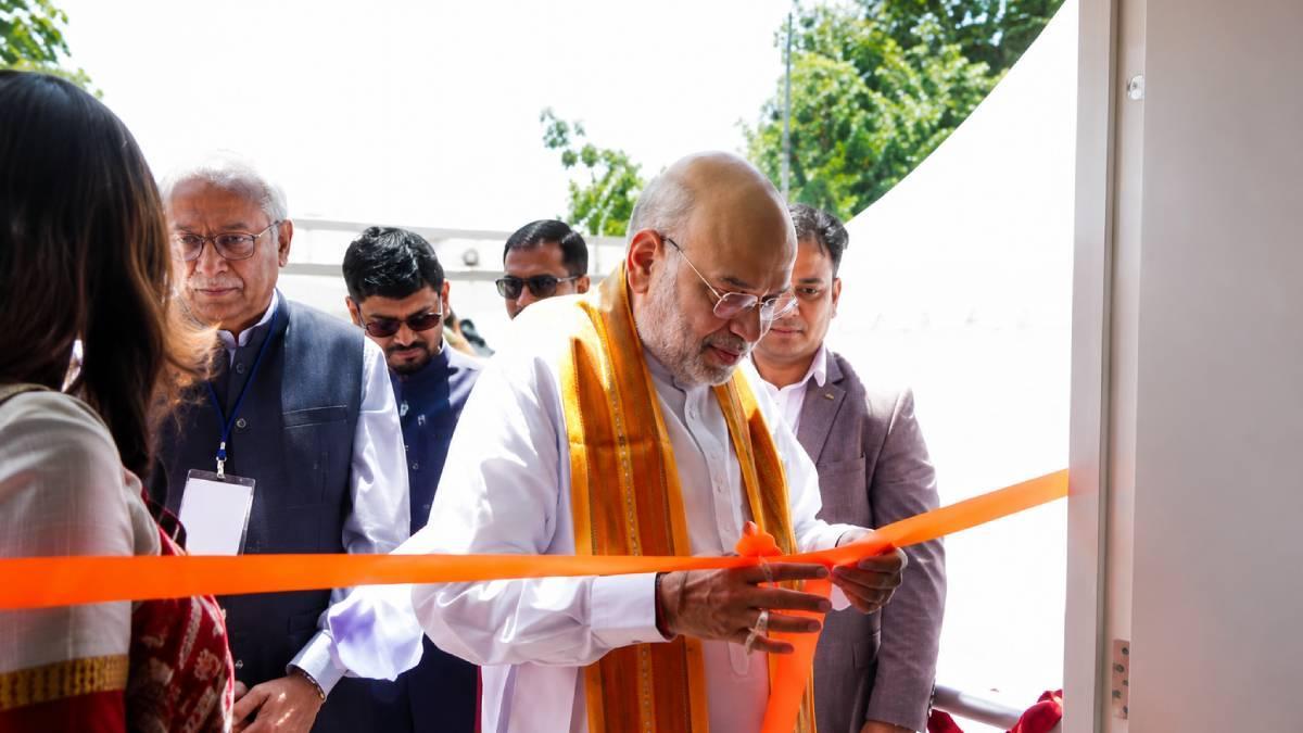 અમિત શાહના વરદ્હસ્તે વડસરમાં લાઈબ્રેરીનું લોકાર્પણ કર્યું