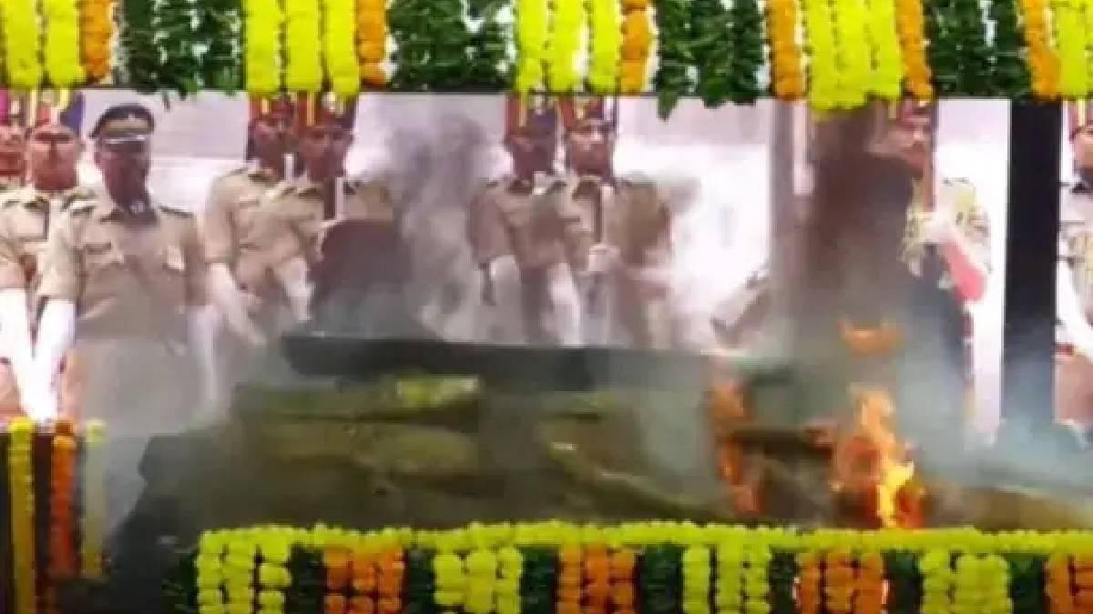 આશા ભોંસલે પંચમહાભૂતમાં વિલીન, પૌત્રી જનાઈ પોક મૂકીને રડી પડી