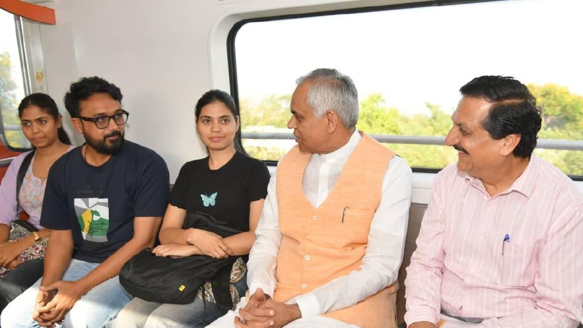 ગુજરાતના રાજ્યપાલ આચાર્ય દેવવ્રતની મેટ્રોમાં મુસાફરી, લોકોના અનુભવો જાણ્યા