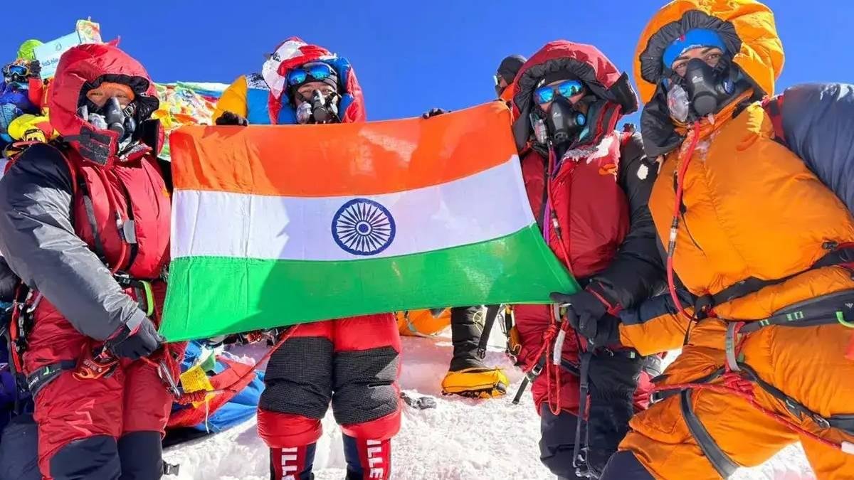 Mount Everest: ITBPની મહિલા ટીમે સર કર્યો માઉન્ટ એવરેસ્ટ, 8,848 મીટરે ફરકાવ્યો તિરંગો