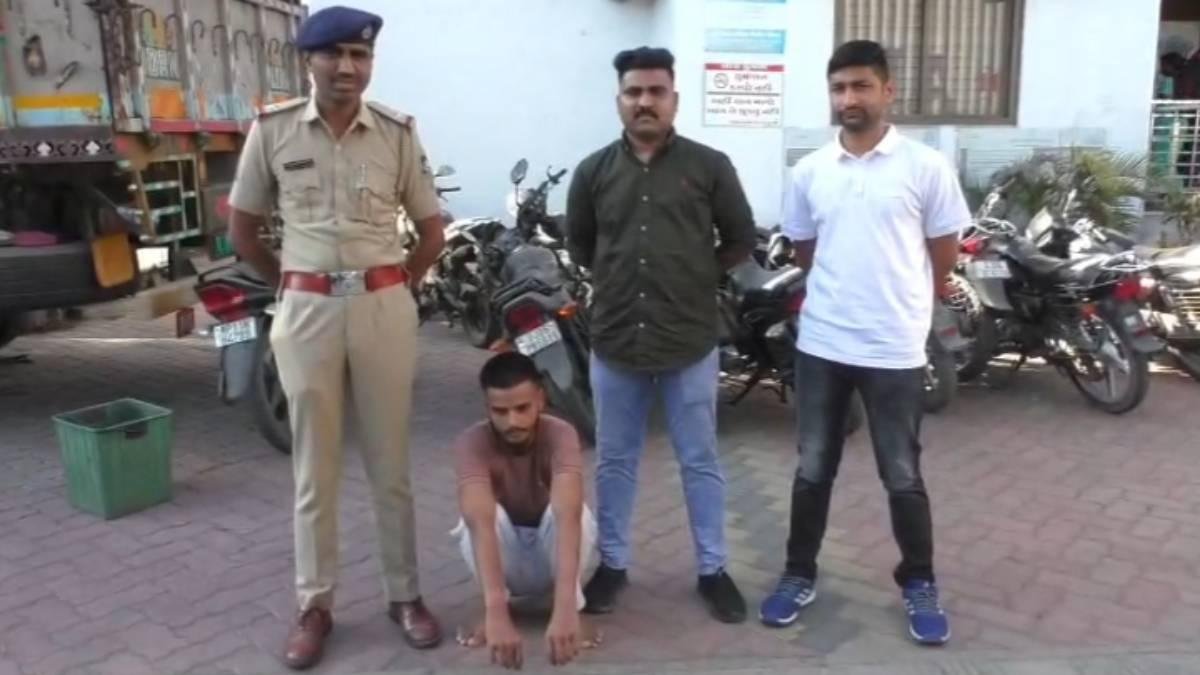 પલસાણામાં પત્નીની હત્યા કરી દિલ્હી ભાગેલો પતિ ઝડપાયો