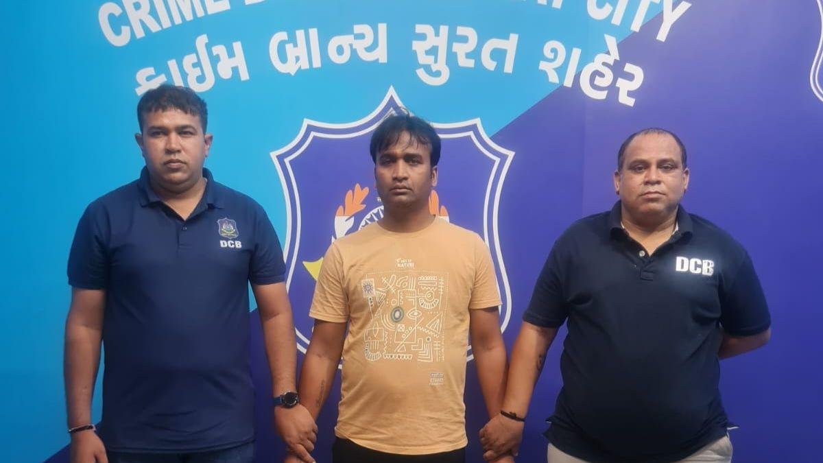 સુરતમાં ₹2.14 કરોડથી વધુની છેતરપિંડીનો મુખ્ય આરોપી ચાર વર્ષ બાદ કોલકાતાથી ઝડપાયો