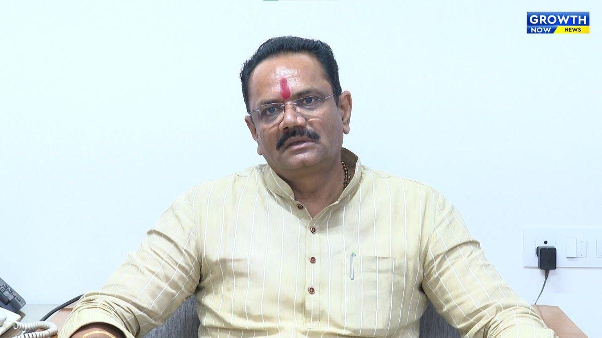 ખેડૂતો સાથે છેતરપિંડી કરનારા સામે સરકારની કાર્યવાહી, 4 શખ્સોની અટકાયત