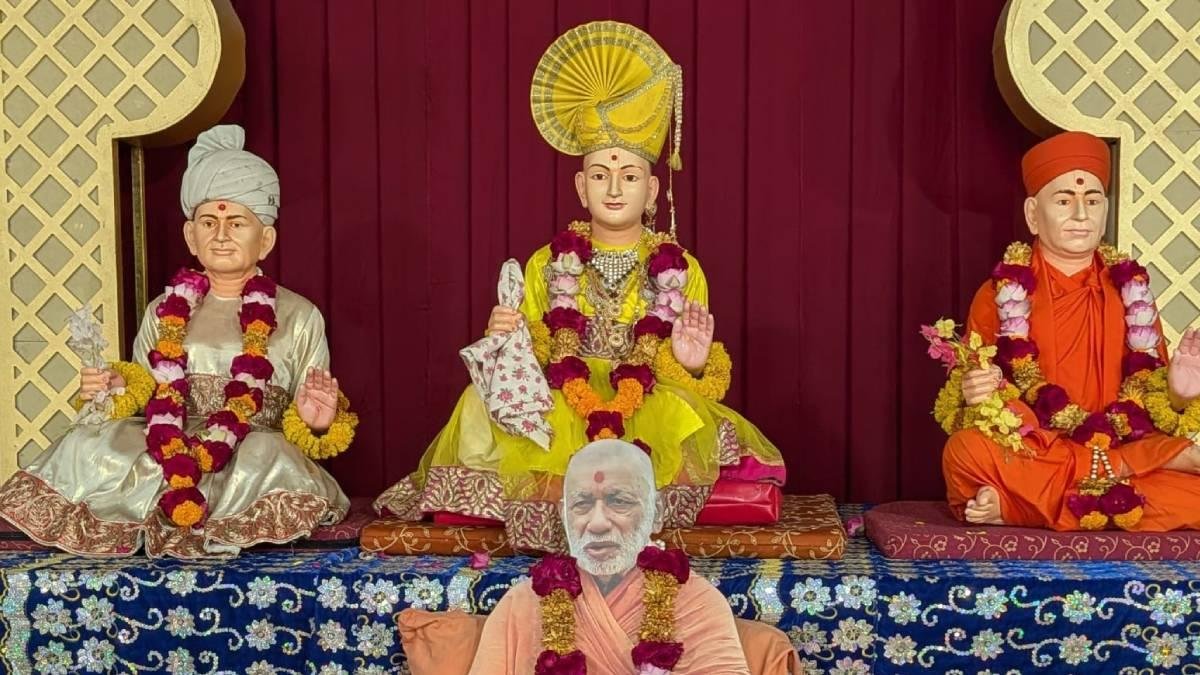 લંડન પ્રવાસ પહેલાં કુમકુમ સ્વામિનારાયણ મંદિરના સંતોનું કઠોર વ્રત, 15 દિવસ વહેલા શરૂ કરશે ‘ધારણા-પારણા’