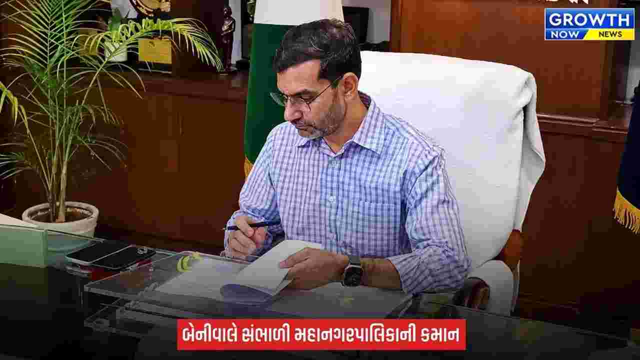 Surat : 22 વર્ષના અનુભવી IAS રાજકુમાર બેનીવાલ બન્યા સુરતના નવા મ્યુનિ.કમિશનર, સફાઈ સુવિધા અને મહત્વના પ્રોજેક્ટ પર રહેશે ફોકસ