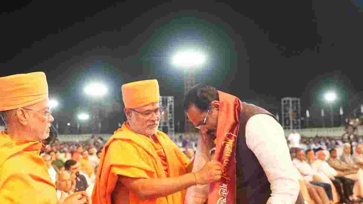 BAPS દ્વારા રાજકોટમાં ‘માનવ ઉત્કર્ષ મહોત્સવ’નો ભવ્ય પ્રારંભ, સંતોના આશીર્વચનથી ગુંજ્યો માહોલ