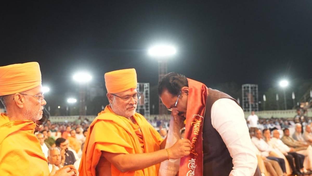 BAPS દ્વારા રાજકોટમાં ‘માનવ ઉત્કર્ષ મહોત્સવ’નો ભવ્ય પ્રારંભ, સંતોના આશીર્વચનથી ગુંજ્યો માહોલ