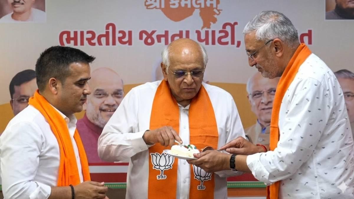 ગાંધીનગરમાં ભાજપની ઉજવણી: બંગાળ લીડ પર ‘શ્રી કમલમ’માં રસગુલ્લા વહેંચાયા