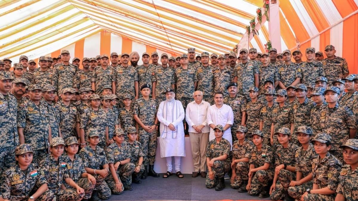ભુજમાં BSFના G-7 બોર્ડર આઉટપોસ્ટનું અમિત શાહે કર્યું ઉદ્ઘાટન, જવાનો સાથે કર્યો સીધો સંવાદ