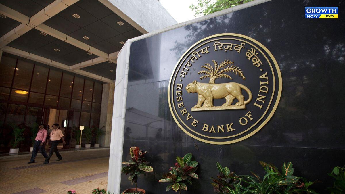 વૈશ્વિક અસ્થિરતા વચ્ચે RBI જૂનમાં રેપો રેટ યથાવત્ રાખે તેવી શક્યતા