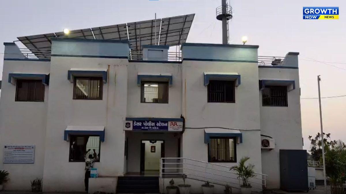 વડોદરાના ડેસરમાં પિતાની કાળી કરતૂત, 13 વર્ષીય સગીર દીકરી પર દુષ્કર્મ આચર્યું