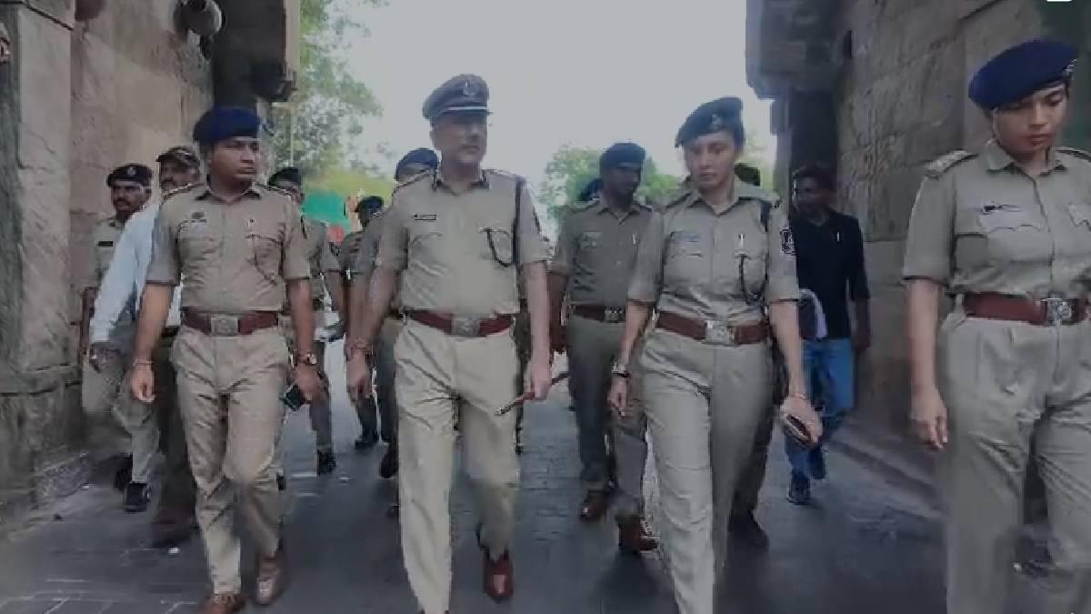 અમદાવાદ રથયાત્રા માટે પોલીસ હાઇ એલર્ટ પર, 120થી વધુ કર્મચારીઓએ રૂટ પર કર્યું પગપાળા પેટ્રોલિંગ