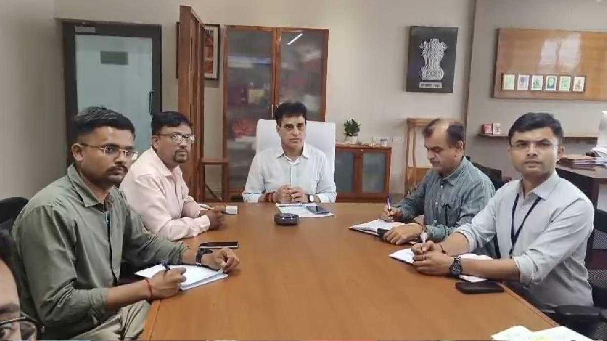 વરાછા ફૂડ પોઈઝનિંગની ઘટના અંગે આરોગ્યમંત્રી પ્રફુલ પાનશેરીયાની સૂચનાથી તંત્ર દ્વારા તાત્કાલિક કાર્યવાહી